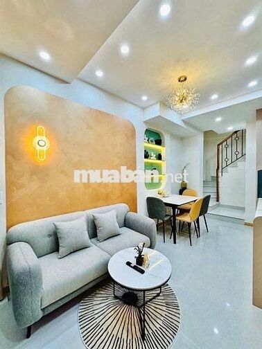 SÁT MẶT TIỀN Q4- 2 LẦU - 30m2 - KO QH- GIÁ 4 TỶ NHỈNH