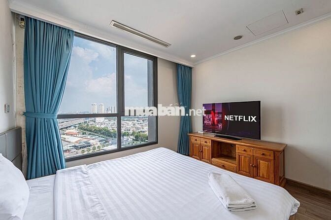CHỦ NHÀ ĐI NƯỚC NGOÀI CẦN CHO KHÁCH VÀO Ở LIỀN CĂN 2PN VINHOMES