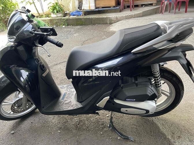 Shvn 125 màu đen bóng biển số dk 5/2025