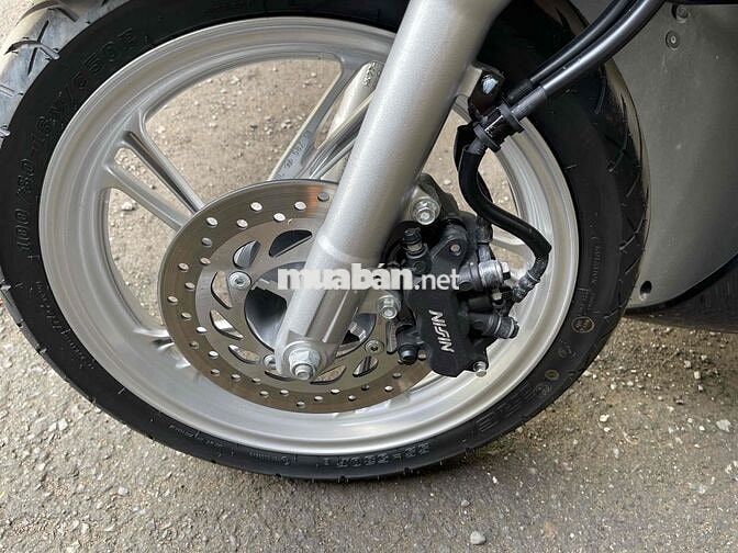 Shvn 125 màu đen bóng biển số dk 5/2025