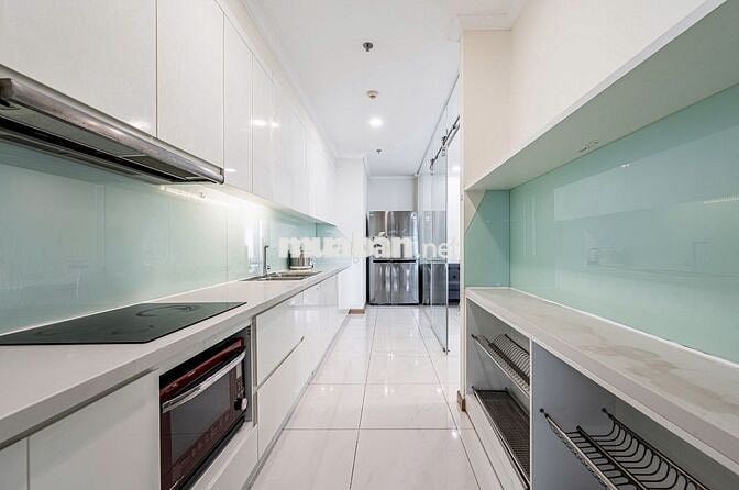 CHỦ NHÀ ĐI NƯỚC NGOÀI CẦN CHO KHÁCH VÀO Ở LIỀN CĂN 2PN VINHOMES