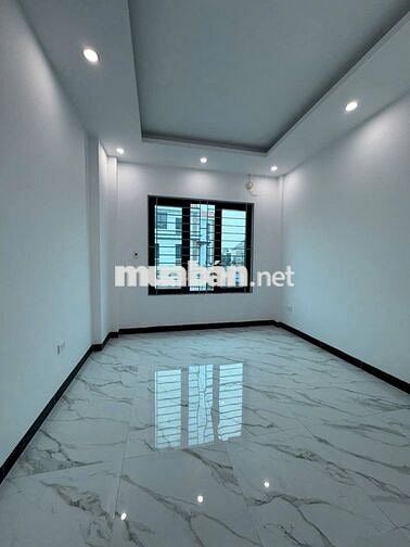 HƠN 2 tỷ nhanh tay sở hữu căn 4T ở THỤY HƯƠNG,ngõ thông 4m,10p ra QL6,