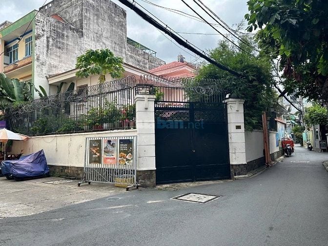 BÁN NHÀ 2 MẶT TIỀN 28 ĐƯỜNG TRẦN CAO VÂN, Q. PHÚ NHUẬN 