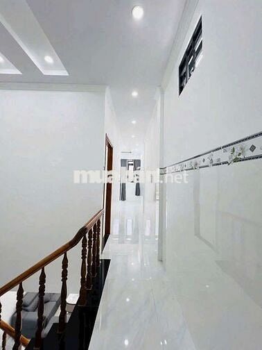 NHÀ RỘNG RÃI - KẾ BÊN CHỢ CÁI RĂNG