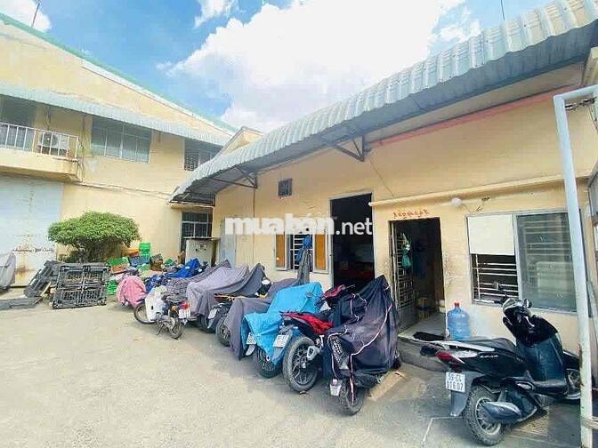 Cho thuê kho, xưởng 2400m2 Đông Hưng Thuận Q12