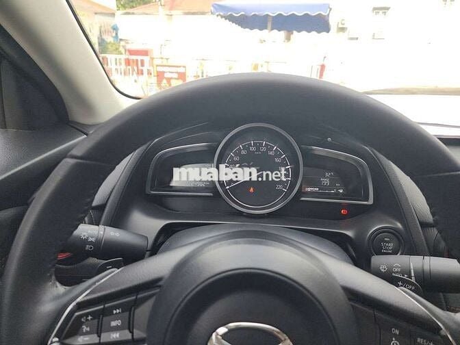 Mazda 2 sedan sx 2024 Luxury - 25000 km