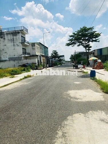 Đất nền full thổ cư 90m2, SHR, MT 14m, KDC Cầu Xáng, Giá 1ty350
