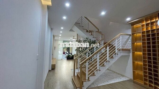🏡 NHÀ MỚI 3 TẦNG HIỆN ĐẠI – FULL NỘI THẤT CAO CẤP – TRUNG TÂM HẢI CHÂU