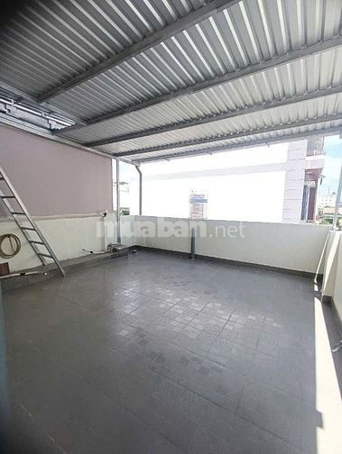 CĂN GÓC 2 LẦU MẶT TIỀN SỐ 71C ĐƯỜNG TRƯƠNG VĂN THÀNH. HIỆP PHÚ. QUẬN 9