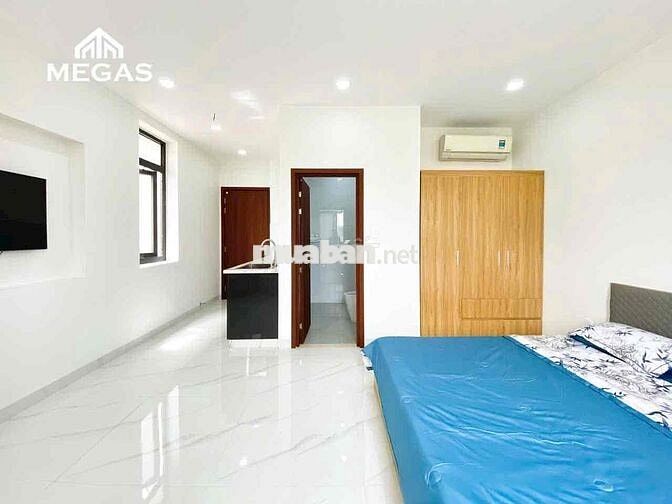 Căn Hộ Tone Trắng Như Hoa Hậu Đối Diện Công Viên Tao Đàn Q1