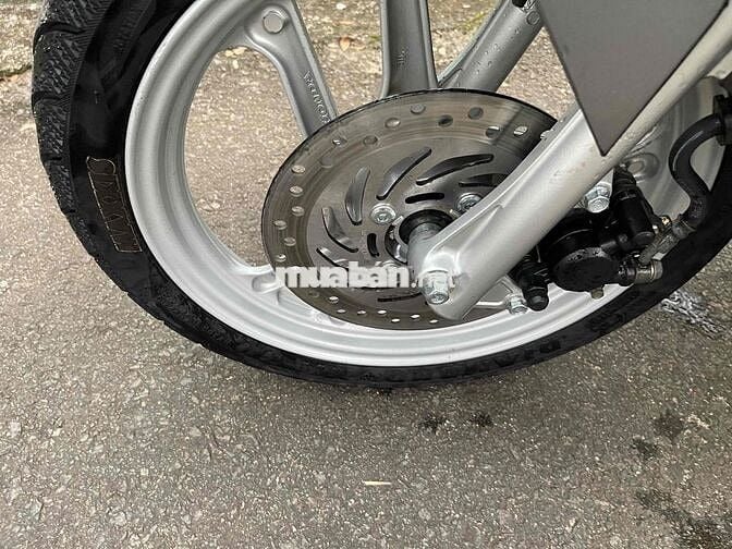 AB 125i màu trắng moi keng. tra gop