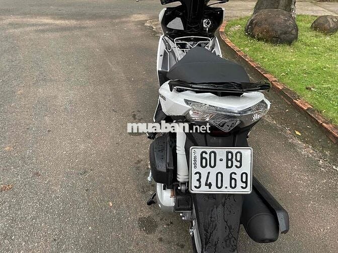 AB 125i màu trắng moi keng. tra gop