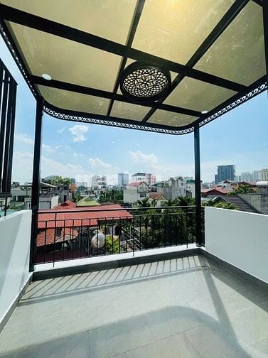 Bán nhà mặt ngõ GARA - KD, Âu Cơ 30m X 6 tầng, 11.5 tỷ 