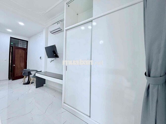 CHO THUÊ CĂN HỘ STUDIO BAN CÔNG FULL NỘI THẤT ĐƯỜNG HOÀNG SA QUẬN 1