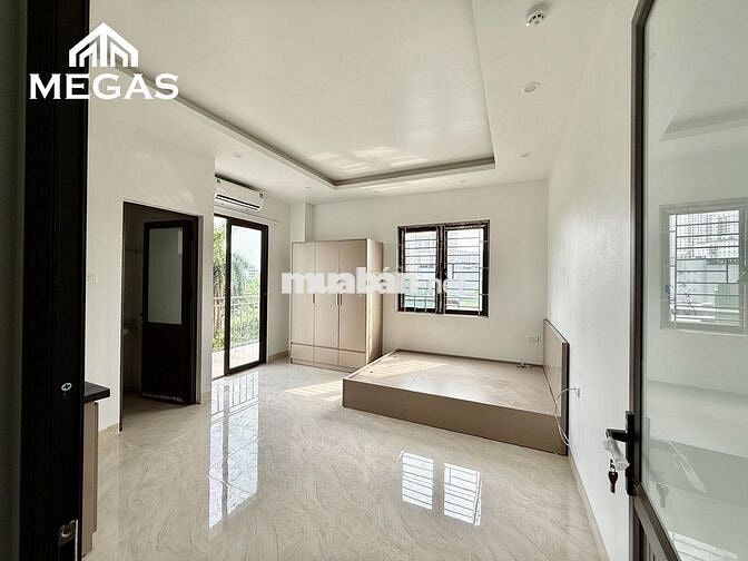 CHO THUÊ STUDIO 1N1K BAN CÔNG RỘNG RÃI NGAY VÕ CHÍ CÔNG, HỒ TÂY