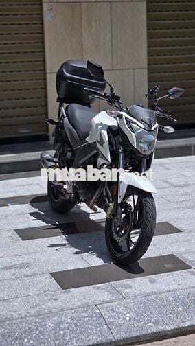 Honda Hornet 160R