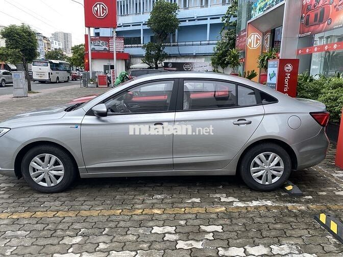 MG MG5 2025