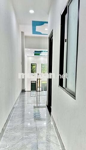 Nhà mới tinh 5x18 1Trệt 1lửng giá chỉ 3ty450 đường lý thị nê