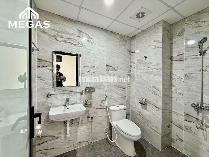 CHO THUÊ STUDIO 1N1K BAN CÔNG RỘNG RÃI NGAY VÕ CHÍ CÔNG, HỒ TÂY