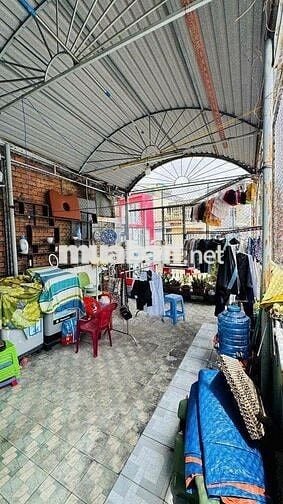 Góc 2 Mặt Tiền Đường Phạm Văn Hai Đối Diện Chợ Và Ngay Ngã Ba Lớn.