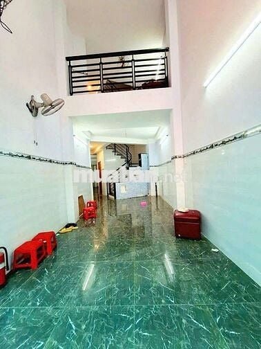 Nhà ngộp bank ra nhanh hạ 1 tỷ còn 8.5 tỷ. Ra nhanh trong tháng