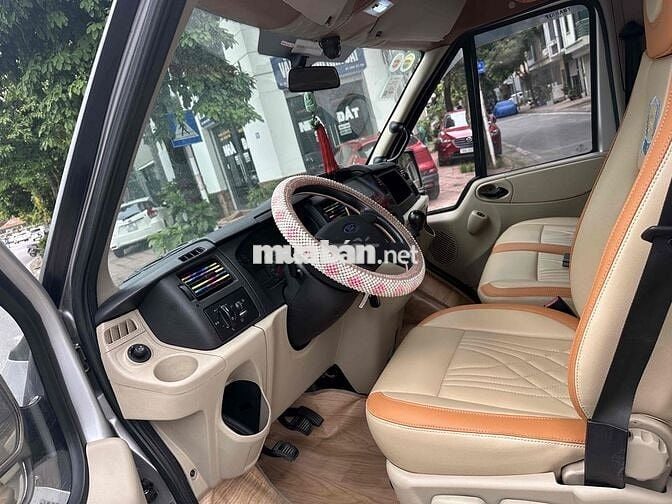 Ford Transit 2017 Luxury - 19000 km