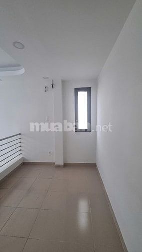 NHÀ 4 TẦNG DT 6m X 9,46m NỞ HẬU 6,5M HẺM 129 NGUYỄN TRÃI NHÀ MỚI