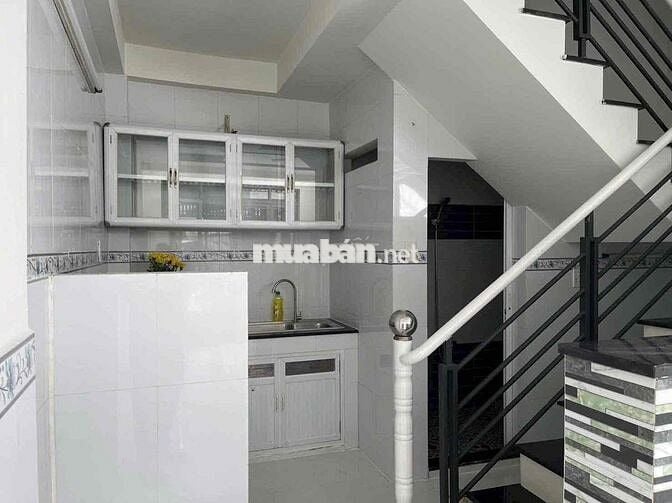 Bán nhà mới vào ở liền bình tân, đường tỉnh lộ 10 giáp quận 6