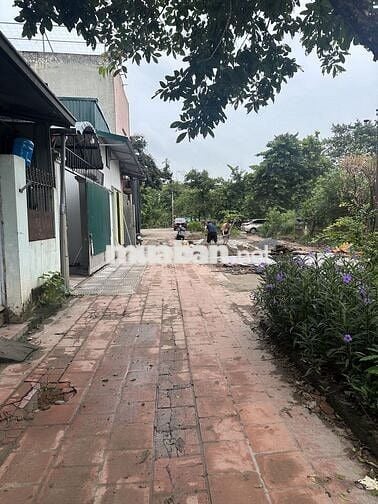 Bán 102m2 đất Đông Ngạc, ô tô dừng đậu trước cửa