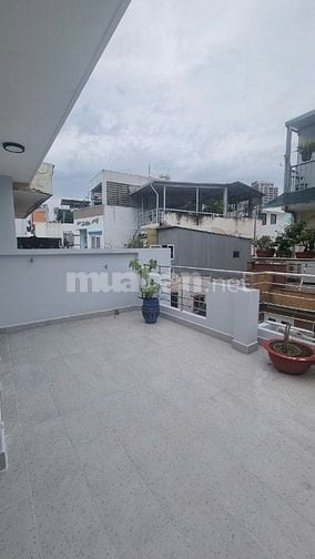 NHÀ 4 TẦNG DT 6m X 9,46m NỞ HẬU 6,5M HẺM 129 NGUYỄN TRÃI NHÀ MỚI