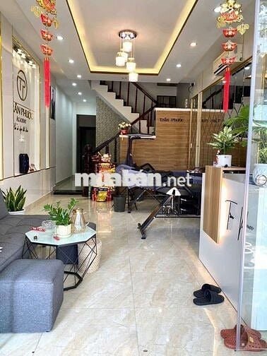 SIÊU HOT – NHÀ 2 TẦNG MẶT TIỀN NGUYỄN ĐỨC CẢNH – VỊ TRÍ ĐẮC ĐỊA