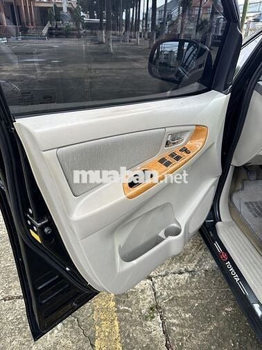 Toyota Innova 2008 G - 155000 km