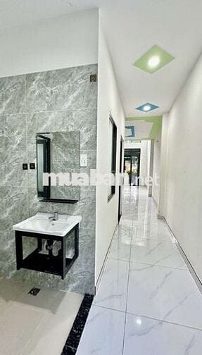 Nhà mới tinh 5x18 1Trệt 1lửng giá chỉ 3ty450 đường lý thị nê