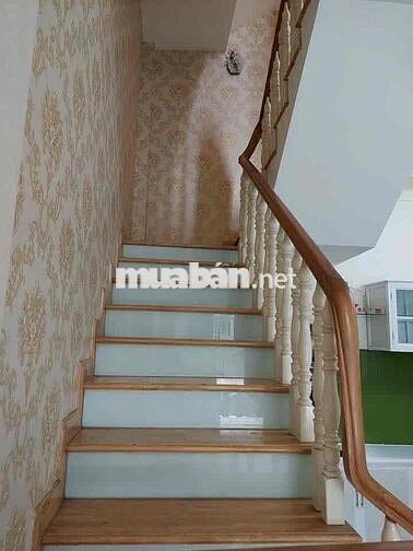 Chính Chủ cần sang  - sang nhà hẻm 290b/ Dương Bá Trạc P1, Quận 8.