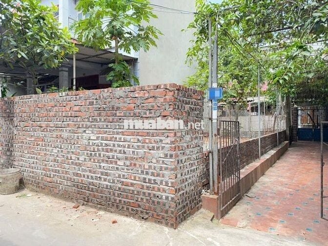 Đất thôn Hoà Bình, Chi Đông, Mê Linh, HN. Ba bước chân tới mặt chợ,