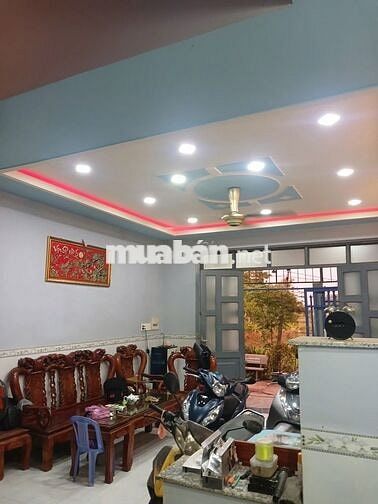Chính chủ cần bán gấp căn nhà Phường 4 Quận 8. MT 3,5m DT 3.5x10m. SHR