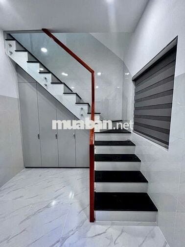 Cho thuê nhà liền kề mới tinh hẻm phú mỹ 1 trệt lầu có máy lạnh. 4tr5