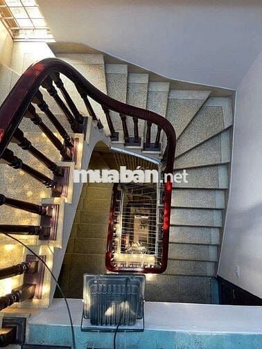 Đặng Tiến Đông, nhà đẹp chỉ 20m ra oto, sổ vuông 52m2 * 5 tầng * 4 ngủ