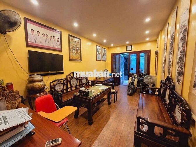 Phố Trung Liệt, Thái Hà, 52m2*5 tầng, gần phố, nhà kiên cố, về ở luôn