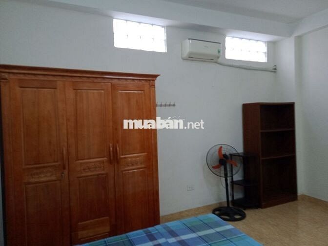 Cho thuê CHDV 2N1K 65m2 tầng 3 Ngõ 141 Phố Trích Sài, Tây Hồ, Hà Nội.
