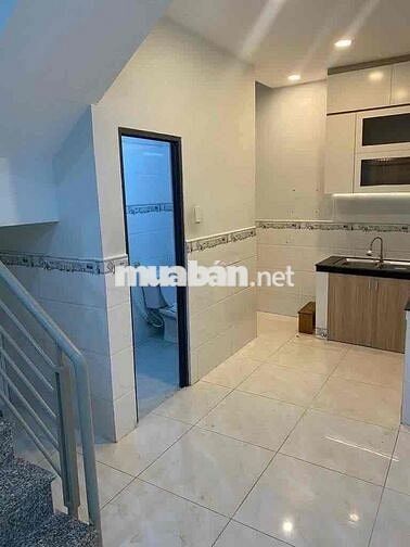 Nhà NC 2 tầng 2PN2WC trung tâm Q10 phù hợp gđ ở, sv ở ghép KDOL rất ok