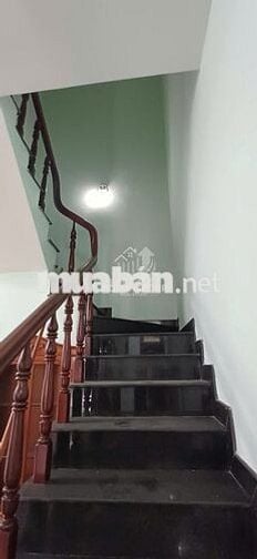 NHÀ 2 TẦNG 3PN 3WC, HẺM OTO, NGAY ĐẠI HỌC NGÂN HÀNG, HOÀNG DIỆU 2
