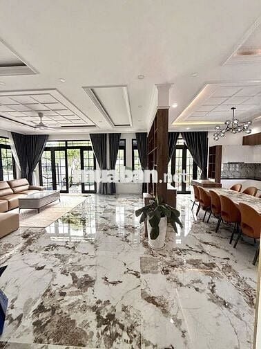 CHO THUÊ VILLA SIÊU ĐẸP FULL NỘI THẤT 330M2 KHU MỸ GIA
