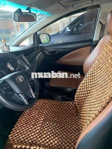 Toyota Innova 2017 2.0E - 140000 km