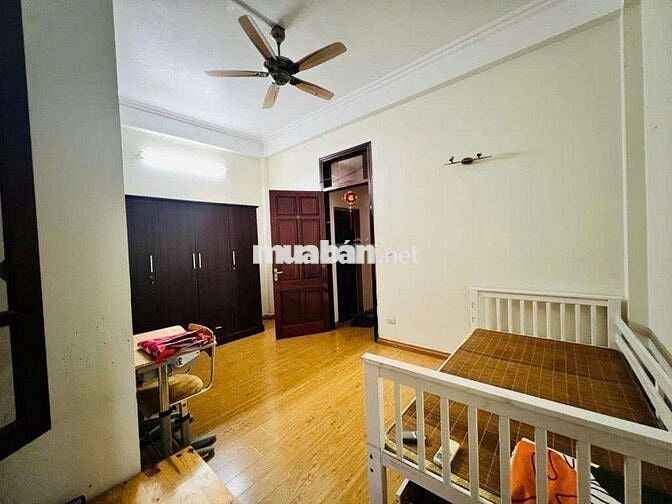 Đặng Tiến Đông, nhà đẹp chỉ 20m ra oto, sổ vuông 52m2 * 5 tầng * 4 ngủ