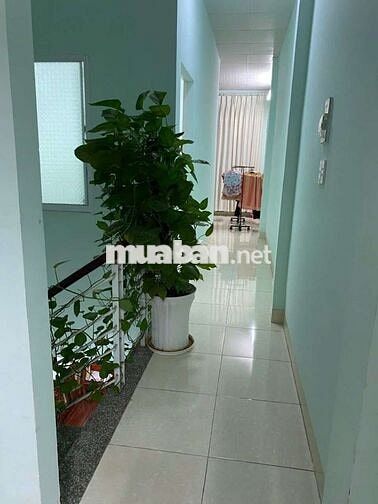 Chủ cần Bán  nhà hẻm oto bìa hoàn công diện tích rộng