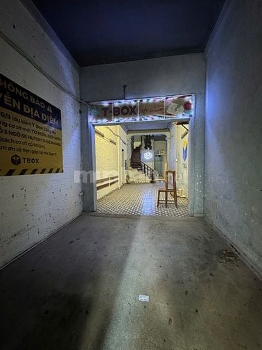 Chính chủ bán nhà Mặt phố An Xá giá 10,9 Tỷ. 30m x4T. Mặt tiền 5,6m