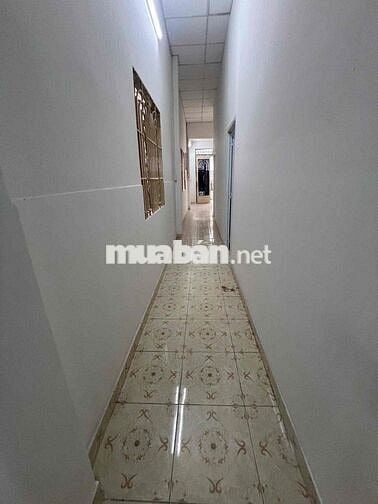 Cần cho thuê nhà rộng rãi, thoáng mát, diện tích rộng. giá rẻ.