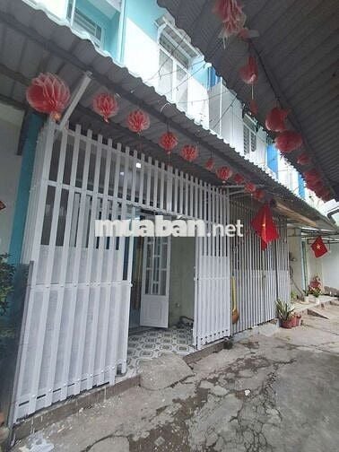 Bán gấp nhà thị trấn Cần Giuộc 845tr