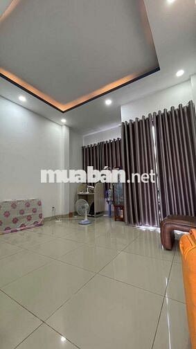 NHÀ ĐẸP GIÁ RẺ 3 TẦNG ,3 PN - HXH -BÌNH CHIỂU -THỦ ĐỨC
